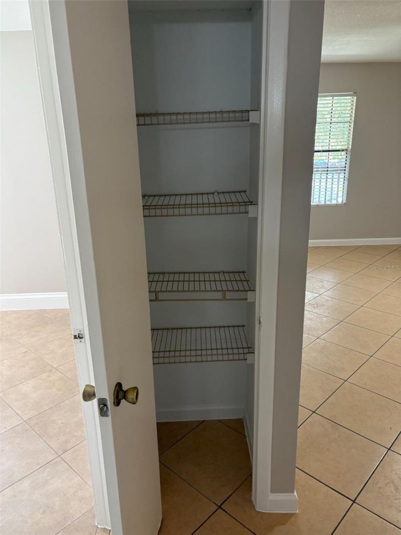 360 Lakepointe Drive , Unit 202, Altamonte Springs, FL 32701 Photo