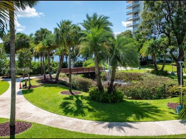 2801 NE 183rd St, Unit 308W, Aventura, FL 33160