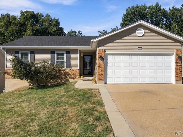 1364 Apple Hollow Drive, Arnold, MO 63010