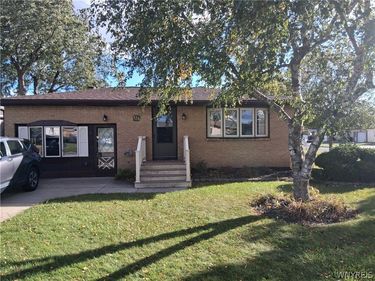 126 Gary Lane , Buffalo, NY 14227