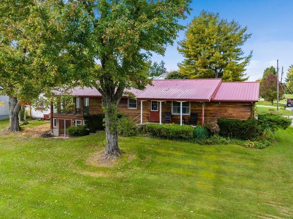 500 Summer Street, New Lexington, OH 43764