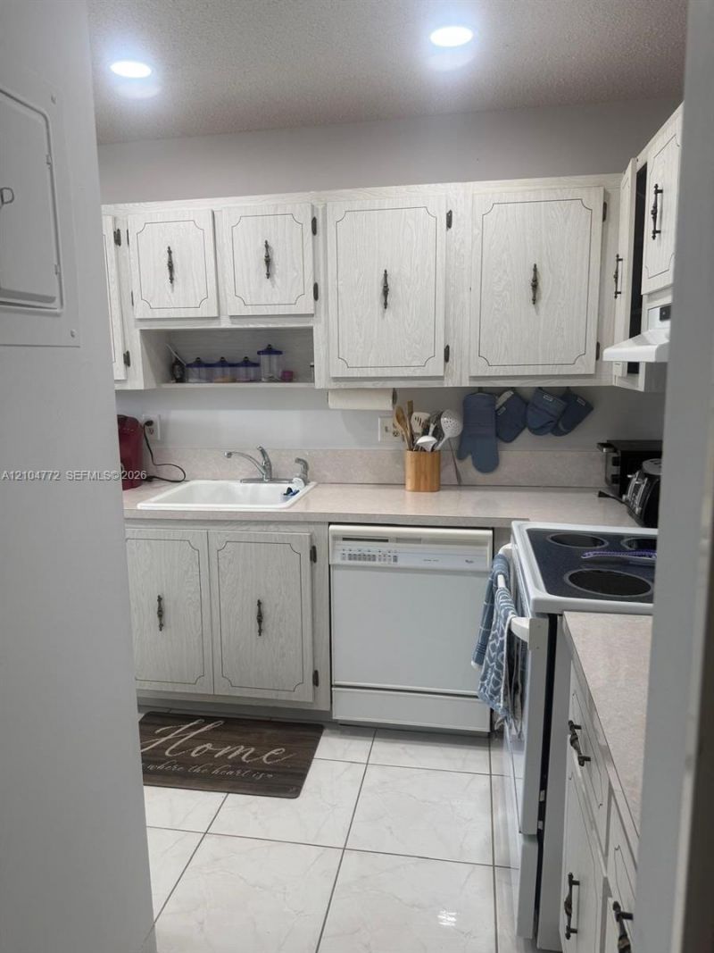 1421 NW 19th Ter , Unit 202, Delray Beach, FL 33445 Photo