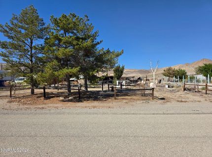 138 4th Avenue, Yerington, NV 89447 Photo