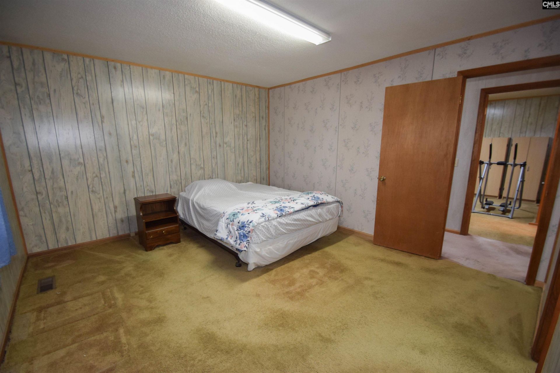 24 Langley Circle Photo 32