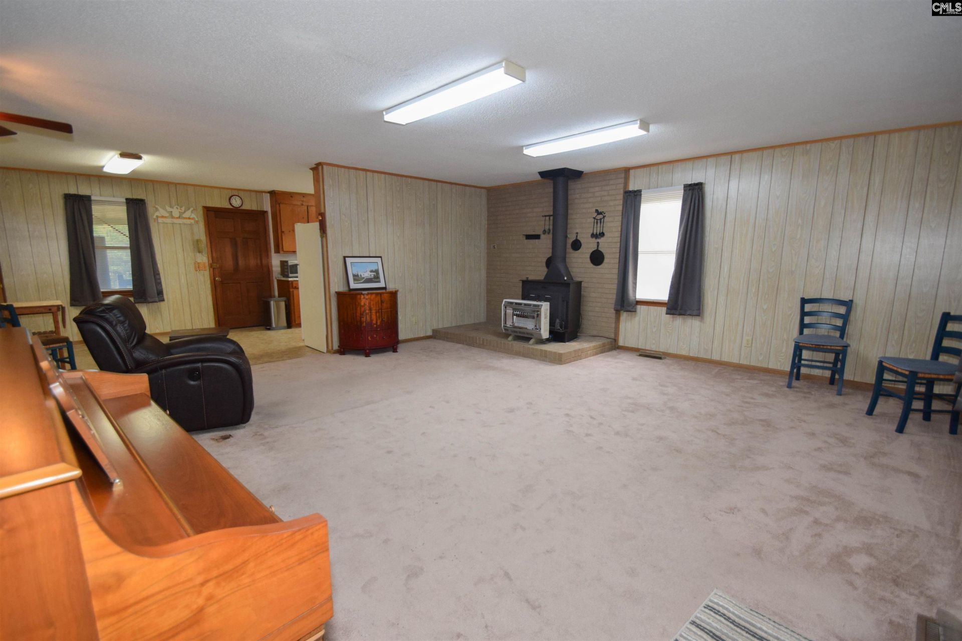 24 Langley Circle Photo 7