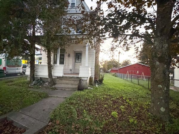 696 S Kennedy Drive, McAdoo, PA 18237