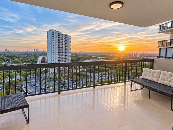 2333 Brickell Ave , Unit 1808, Miami, FL 33129