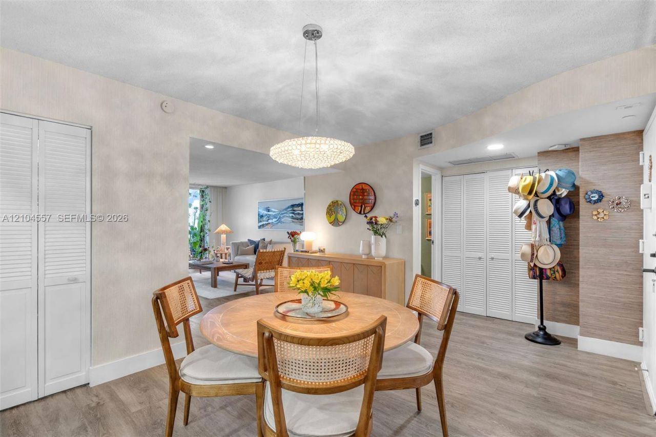 2333 Brickell Ave, Unit 1808, Miami, FL 33129 Photo