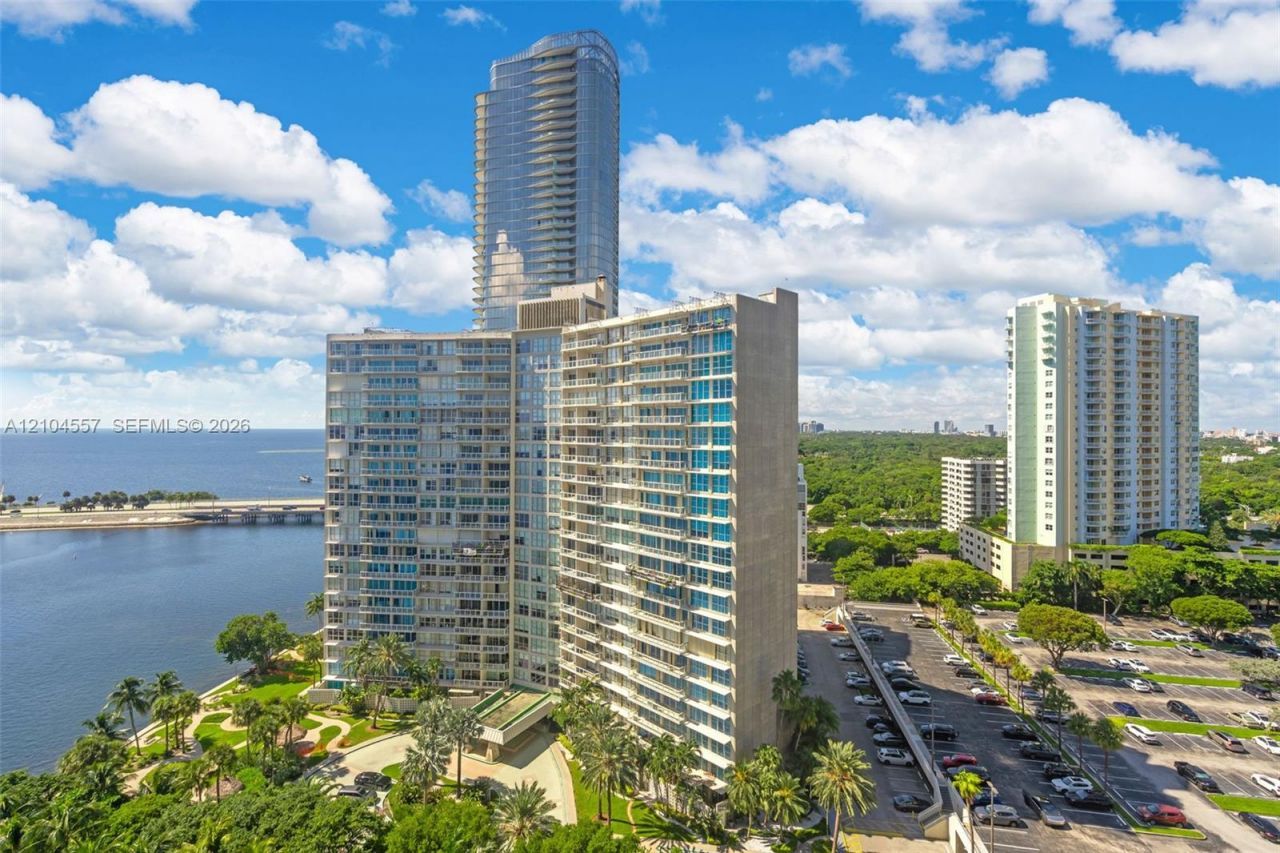 2333 Brickell Ave, Unit 1808, Miami, FL 33129 Photo