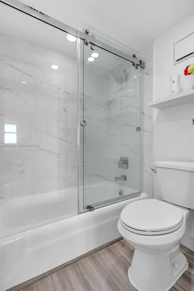 2333 Brickell Ave, Unit 1808, Miami, FL 33129 Photo