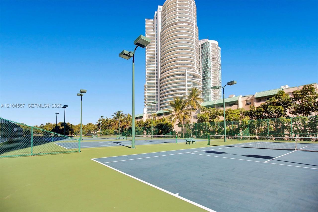 2333 Brickell Ave, Unit 1808, Miami, FL 33129 Photo