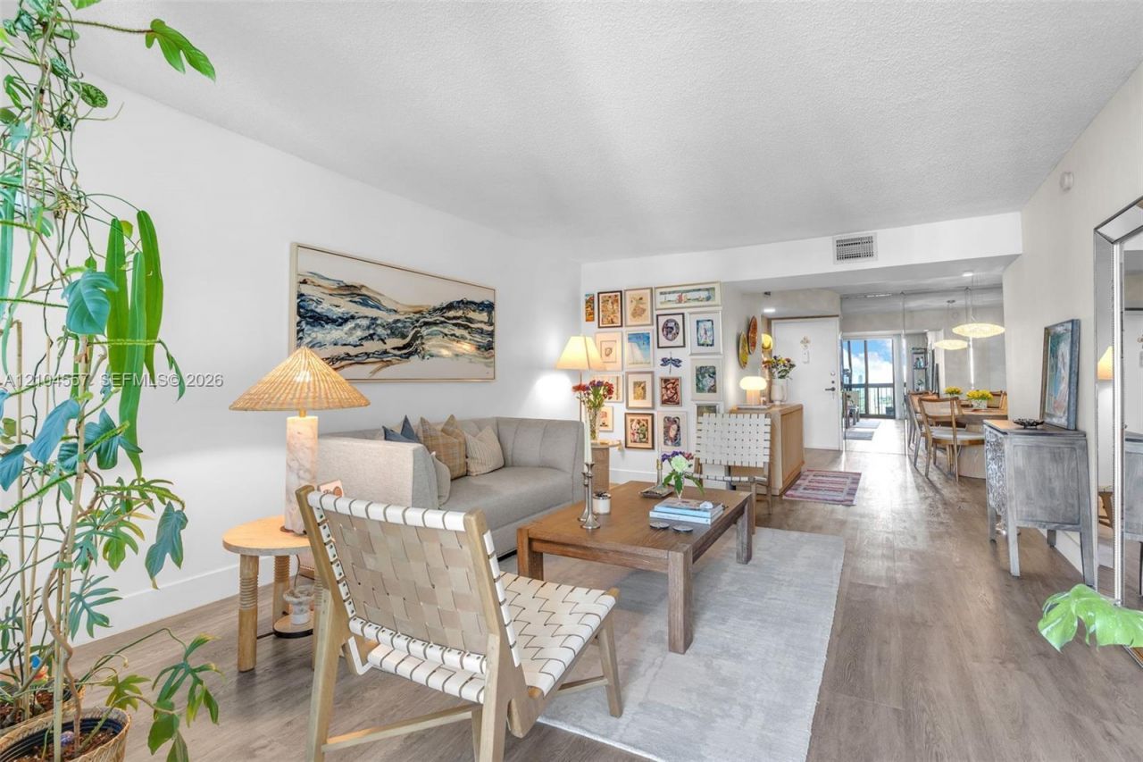 2333 Brickell Ave, Unit 1808, Miami, FL 33129 Photo