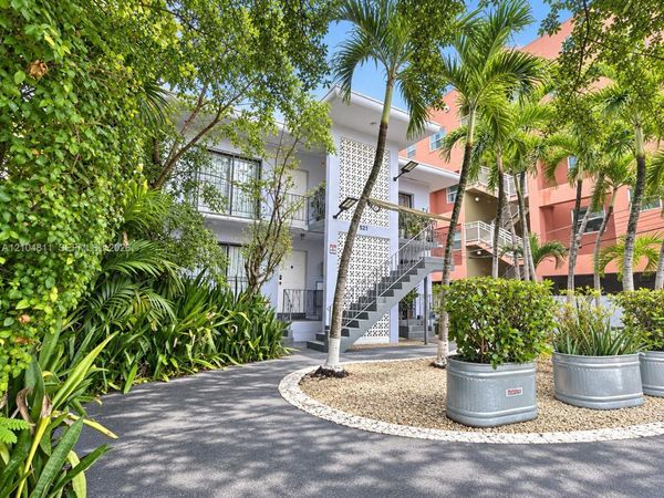 521 NE 62nd St , Unit 3, Miami, FL 33138