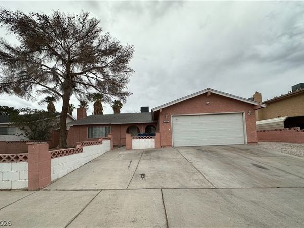 6161 Forest Park Drive, Las Vegas, NV 89156