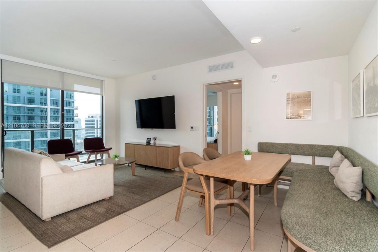 159 NE 6th St , Unit 2905, Miami, FL 33132 Photo