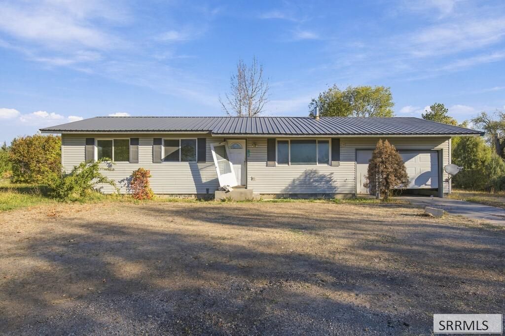 724 E 1540 N, Shelley, ID 83274 Main Photo