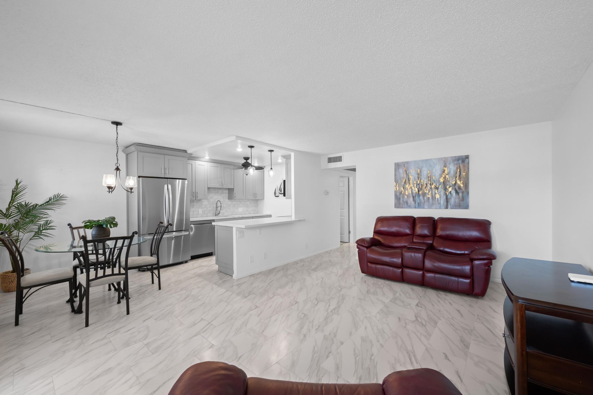 2025 Guildford B, Boca Raton, FL 33434 Photo