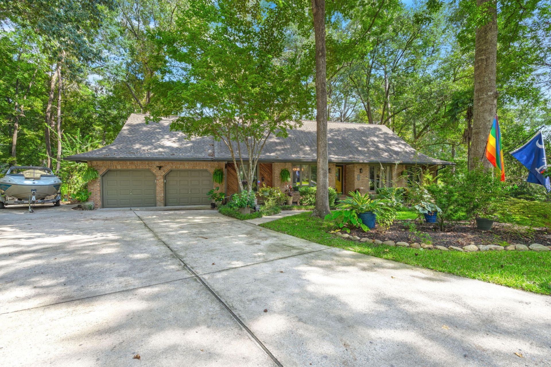 102 Dawnshire Court Photo 5