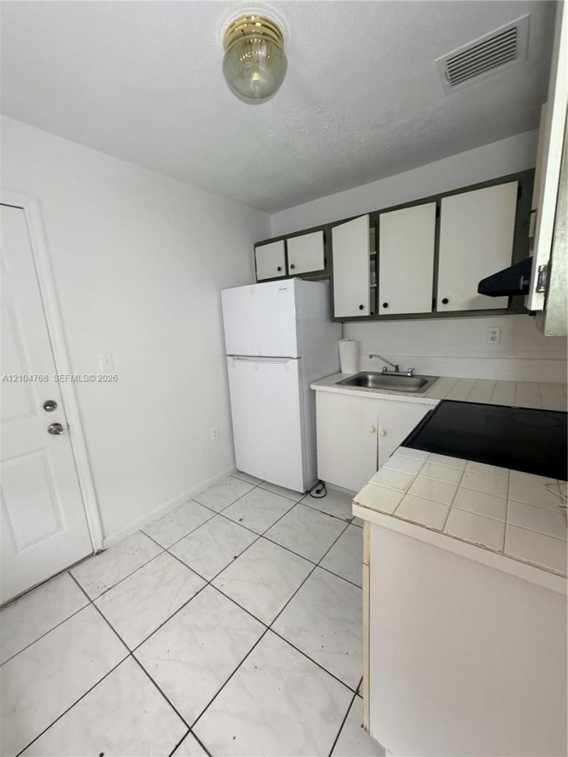Please Call For Address, Unit B, Miami, FL 33142 Photo