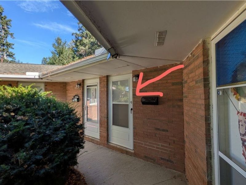 21860 River Oaks Drive, Unit G9, Rocky River, OH 44116 Photo 2
