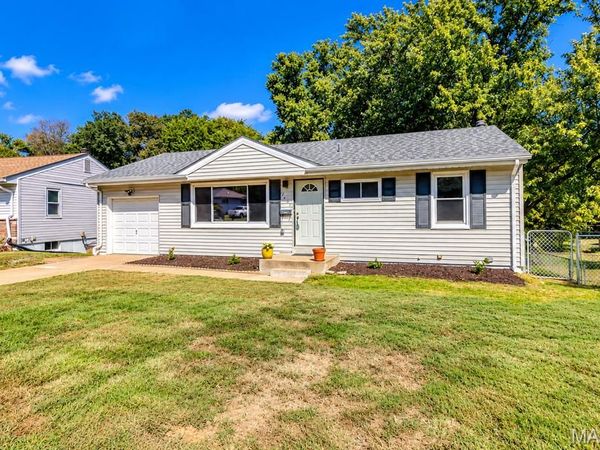 7601 General Sheridan Lane, Unincorporated, MO 63123