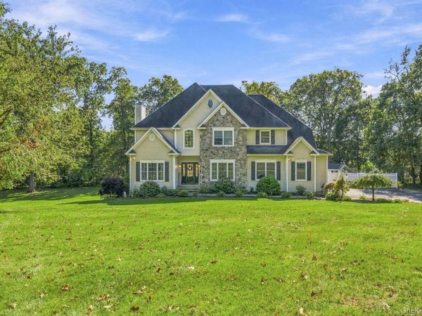 15 E Salem Road , Fishkill, NY 12524
