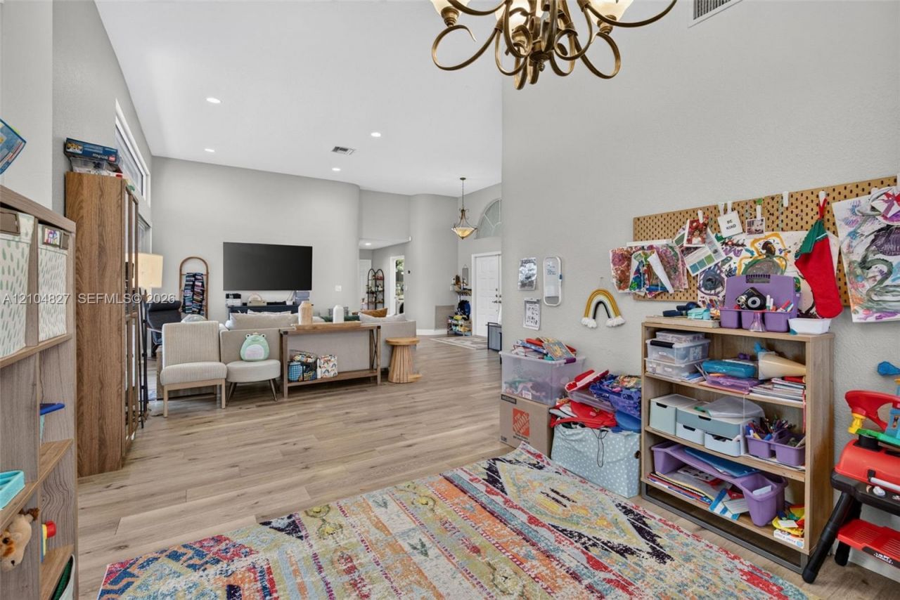 17558 SW 13th St, Pembroke Pines, FL 33029 Photo