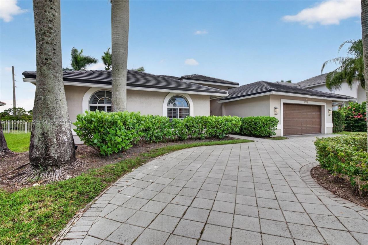 17558 SW 13th St, Pembroke Pines, FL 33029 Photo