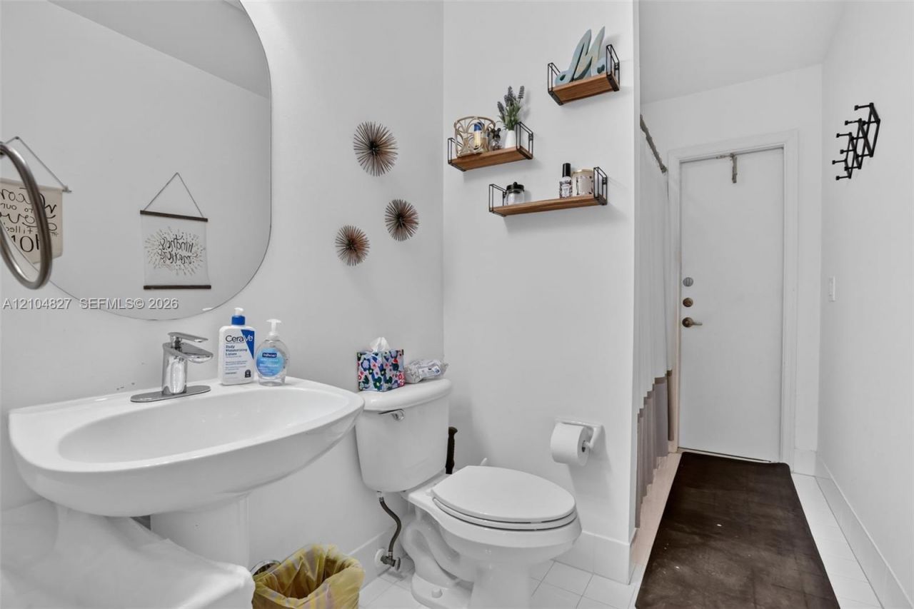 17558 SW 13th St, Pembroke Pines, FL 33029 Photo