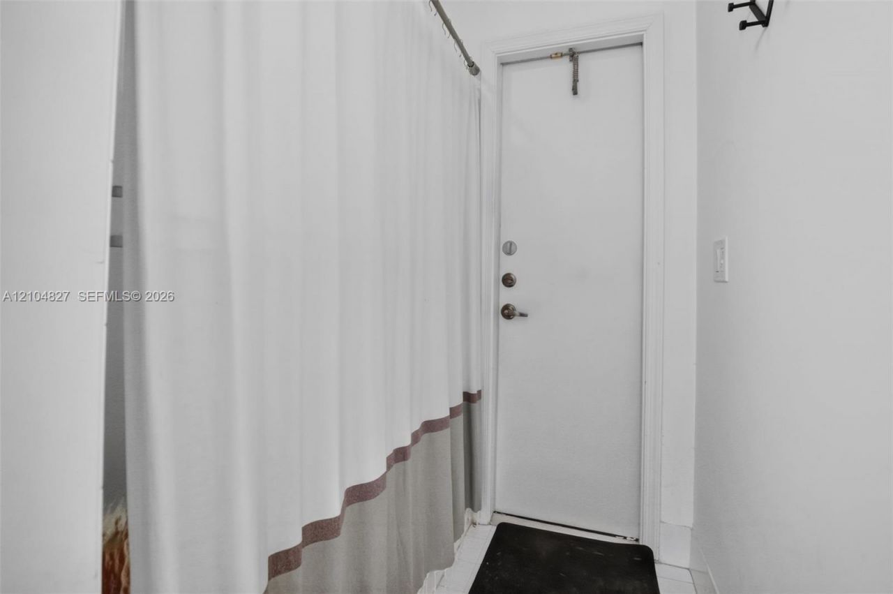 17558 SW 13th St, Pembroke Pines, FL 33029 Photo