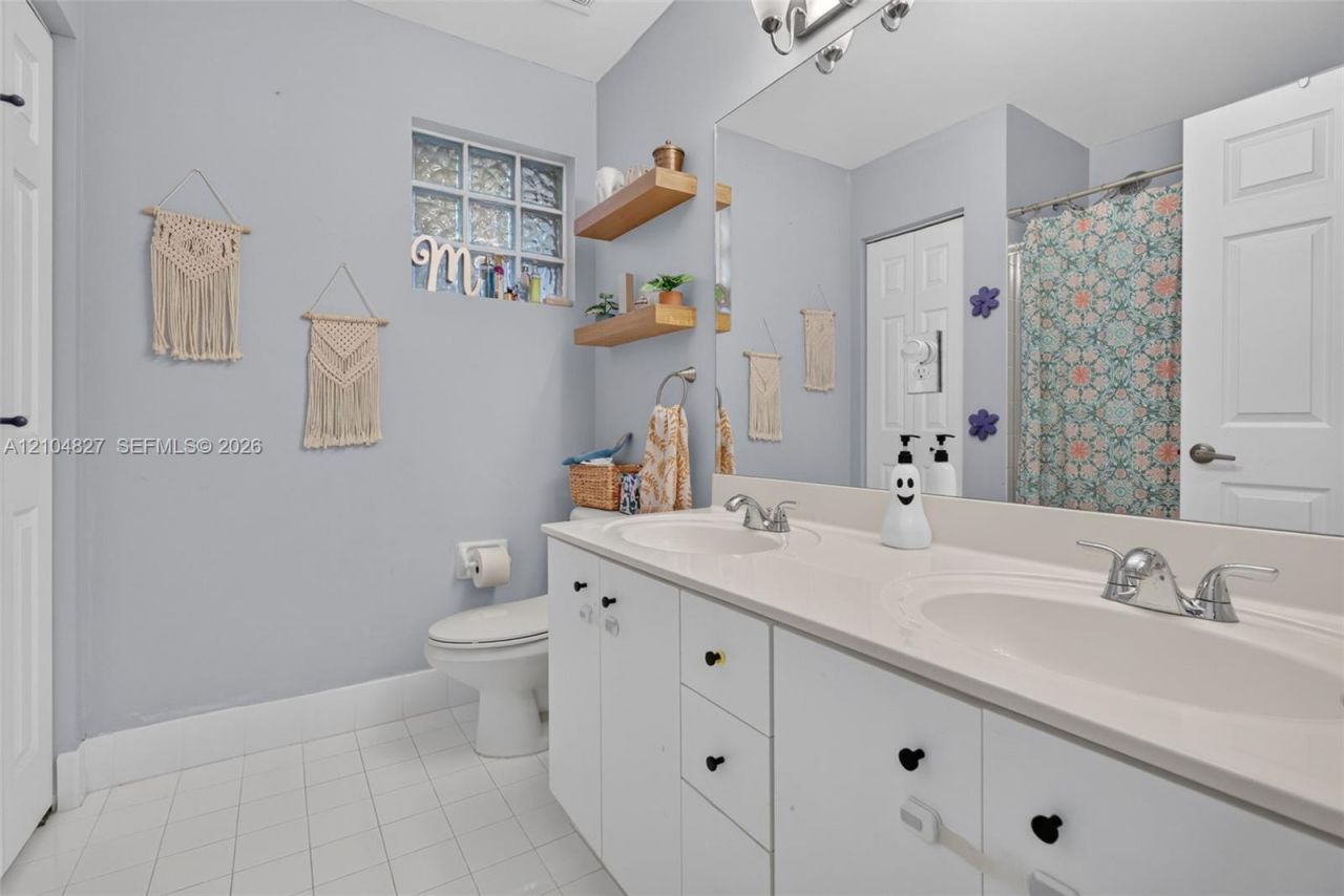 17558 SW 13th St, Pembroke Pines, FL 33029 Photo