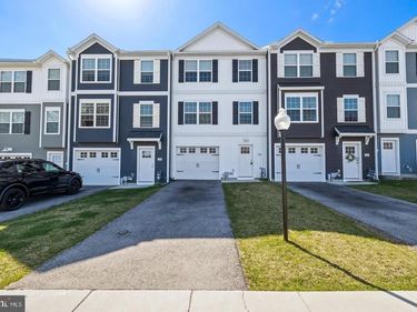 842 SETTING SUN LN, CHAMBERSBURG, PA 17201