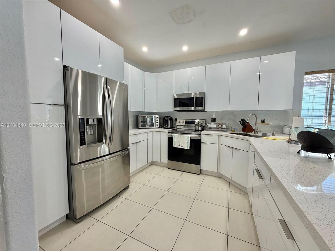 9011 NW 162nd Ter, Unit 9011, Miami Lakes, FL 33018 Photo