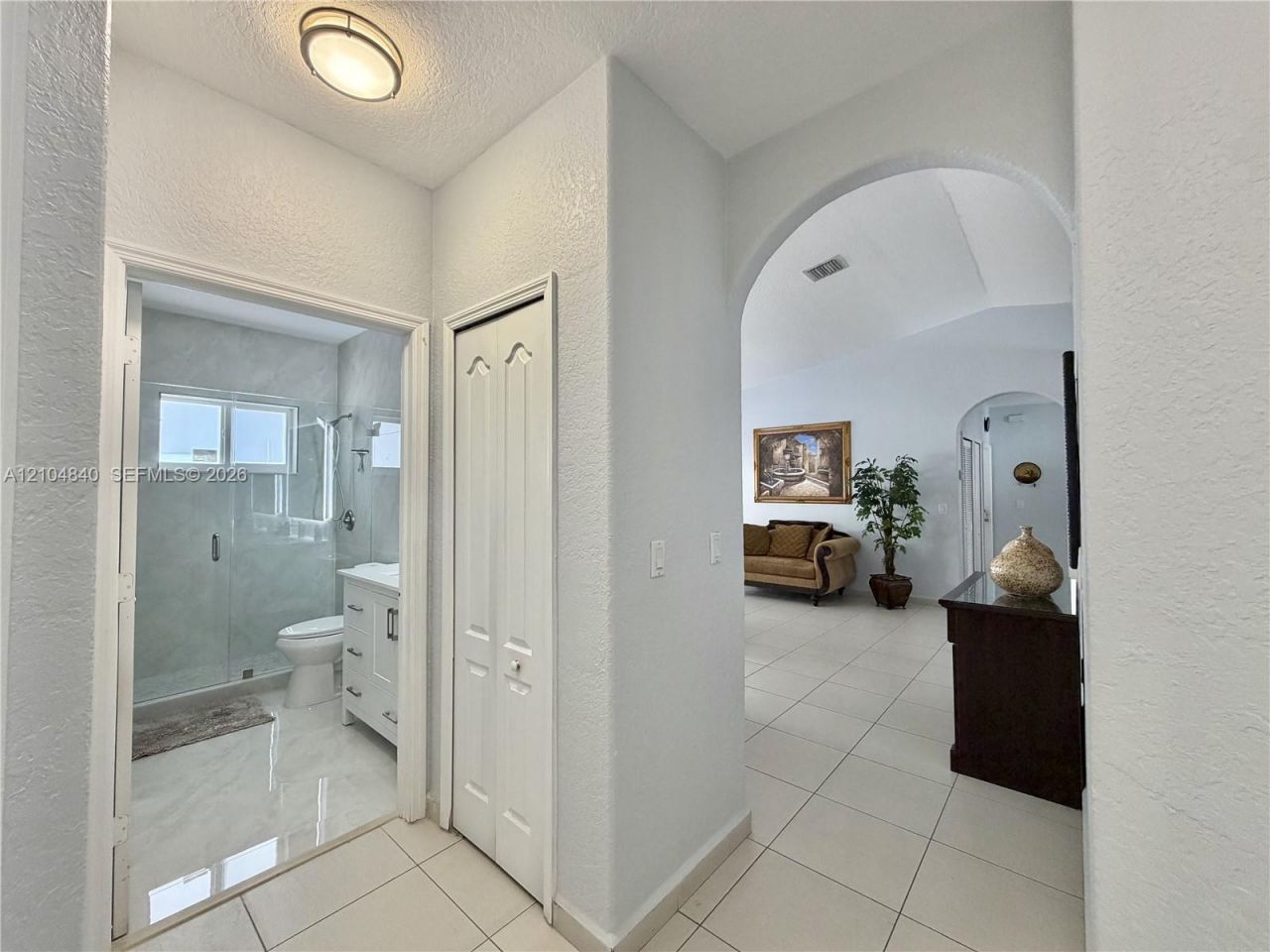 9011 NW 162nd Ter, Unit 9011, Miami Lakes, FL 33018 Photo