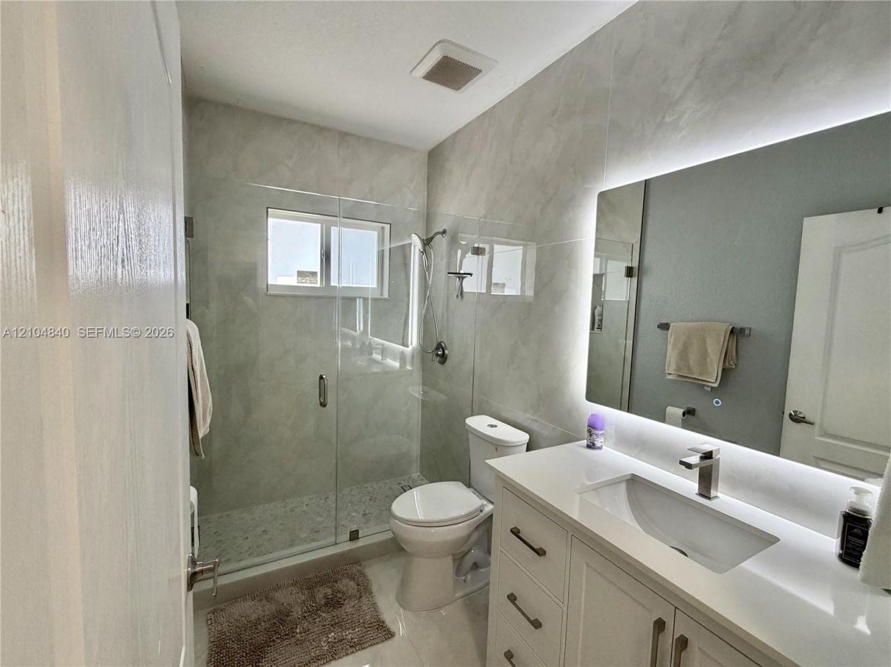 9011 NW 162nd Ter, Unit 9011, Miami Lakes, FL 33018 Photo