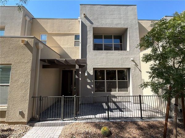 1250 Venue Street , Unit 102, Las Vegas, NV 89135
