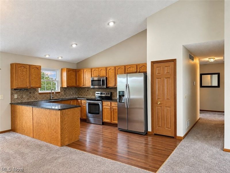 5865 W Breezeway Drive, North Ridgeville, OH 44039 Photo 24