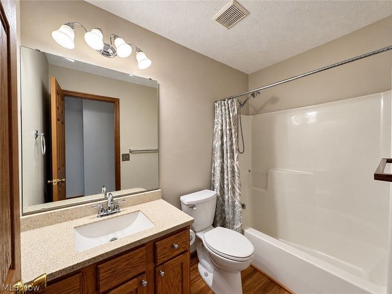 5865 W Breezeway Drive, North Ridgeville, OH 44039 Photo 30