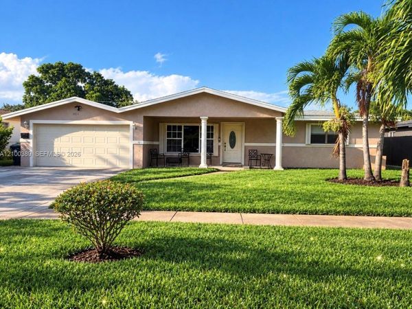 3851 SW 11th St, Fort Lauderdale, FL 33312