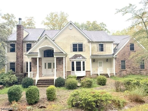 1 Beaver Brook Rd, Clinton, NJ 08801