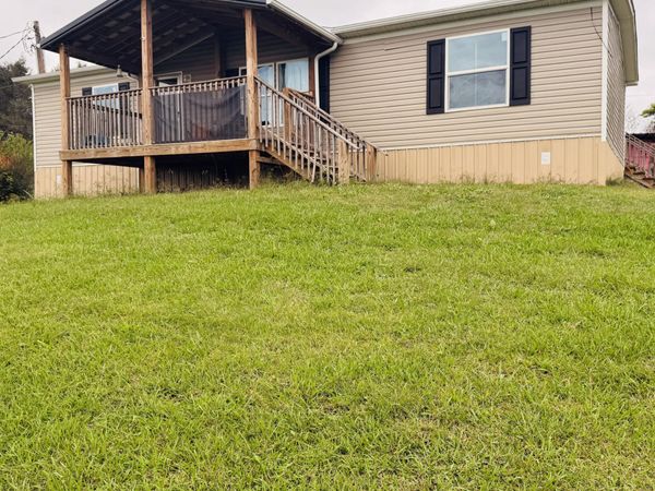 205 York Drive, Jonesville, VA 24263