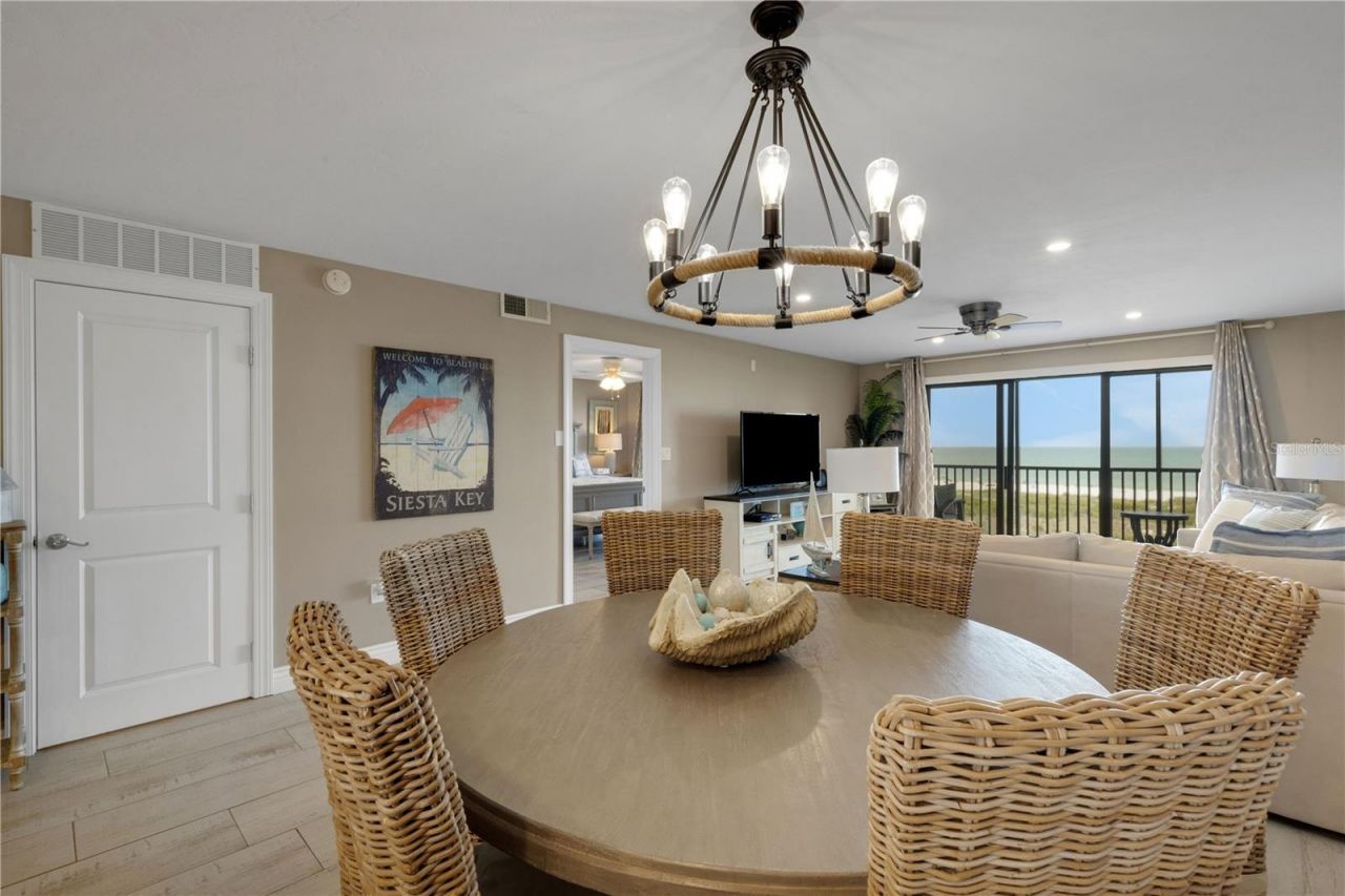 420 Beach Road, Unit 507, Sarasota, FL 34242 Photo