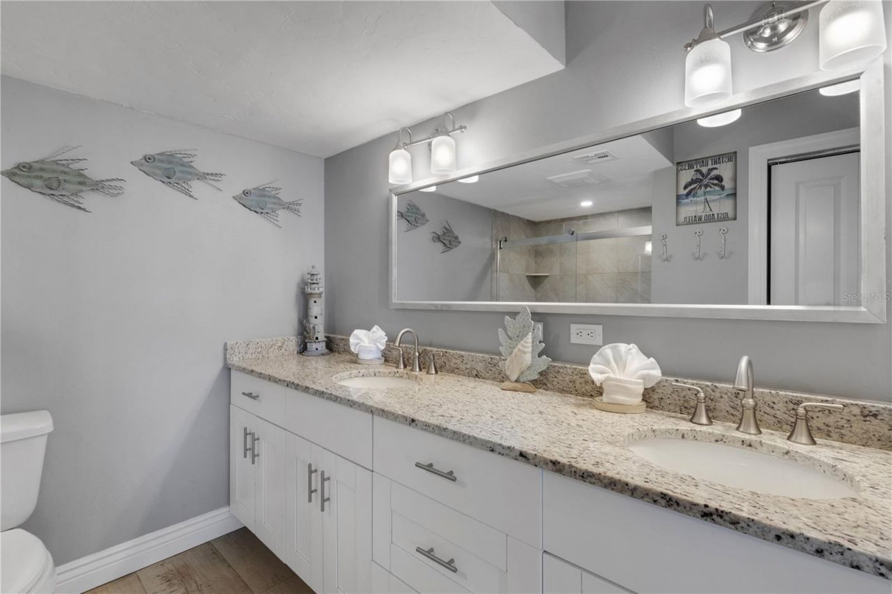 420 Beach Road, Unit 507, Sarasota, FL 34242 Photo