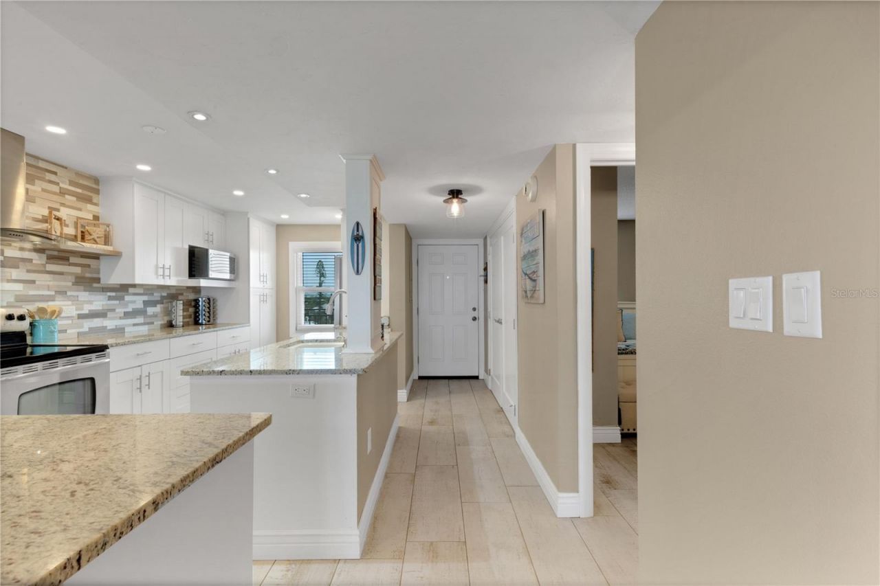 420 Beach Road, Unit 507, Sarasota, FL 34242 Photo