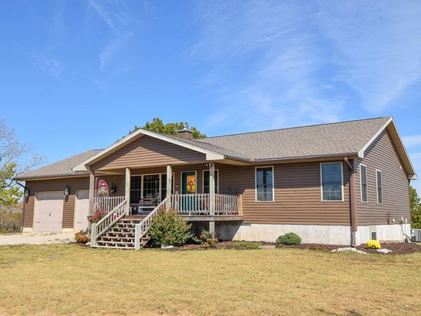 1020 Union Chapel Road , Fordland, MO 65652