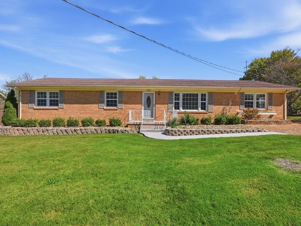 864 Ashwood Drive, Cookeville, TN 38501
