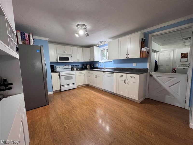 9495 Seymour Drive, Streetsboro, OH 44241 Photo 8