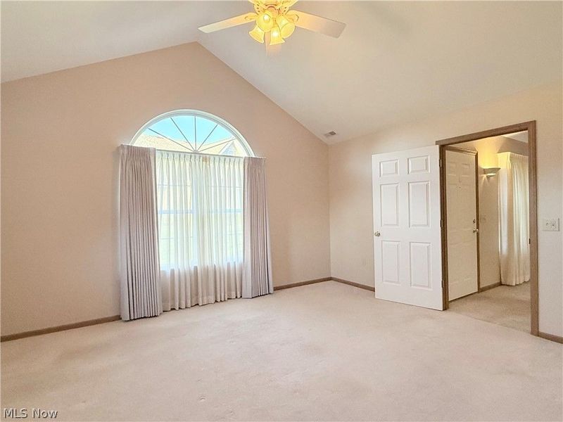 1460 Laurenbrook Lane NE, Massillon, OH 44646 Photo 12