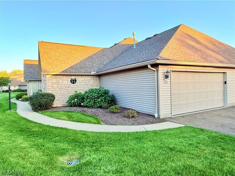 1460 Laurenbrook Lane NE, Massillon, OH 44646 Photo 24