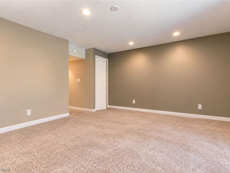 9281 Trotter Lane, Unit 45, Northfield, OH 44067 Photo 32
